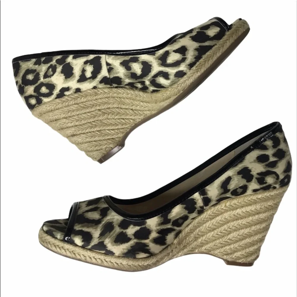 JONES NY Animal Print Espadrille Wedge 6.5